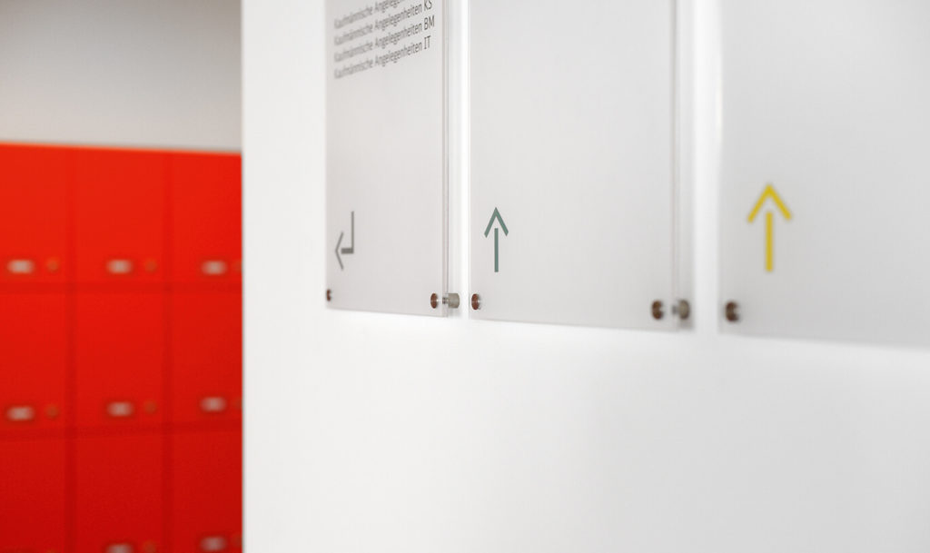 Verinion – Signage & Corporate Graphics Kunde DB Berlin