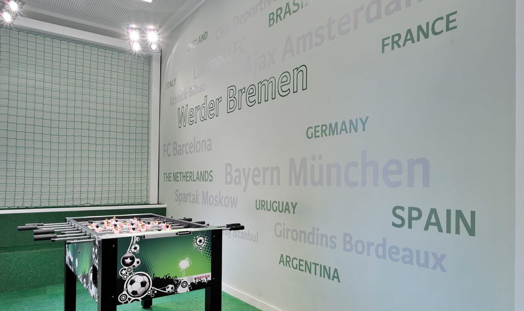 Verinion – Signage & Corporate Graphics Kunde Kaefer Isoliertechnik