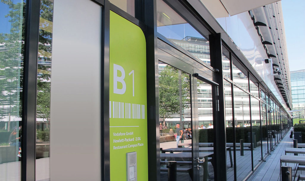 Verinion – Signage & Corporate Graphics Kunde Vodafone